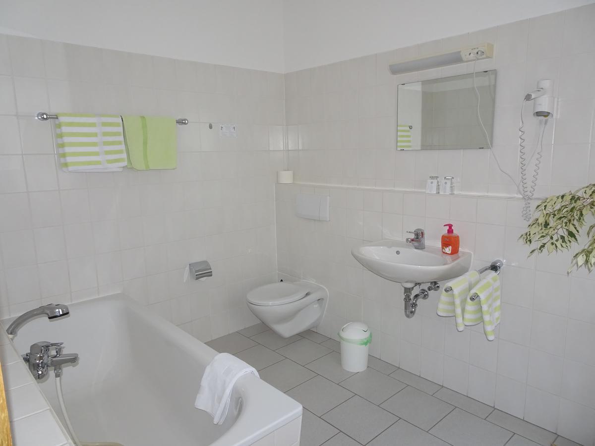 Hotel & Gasthof Zum Loewen 艾森纳赫 外观 照片